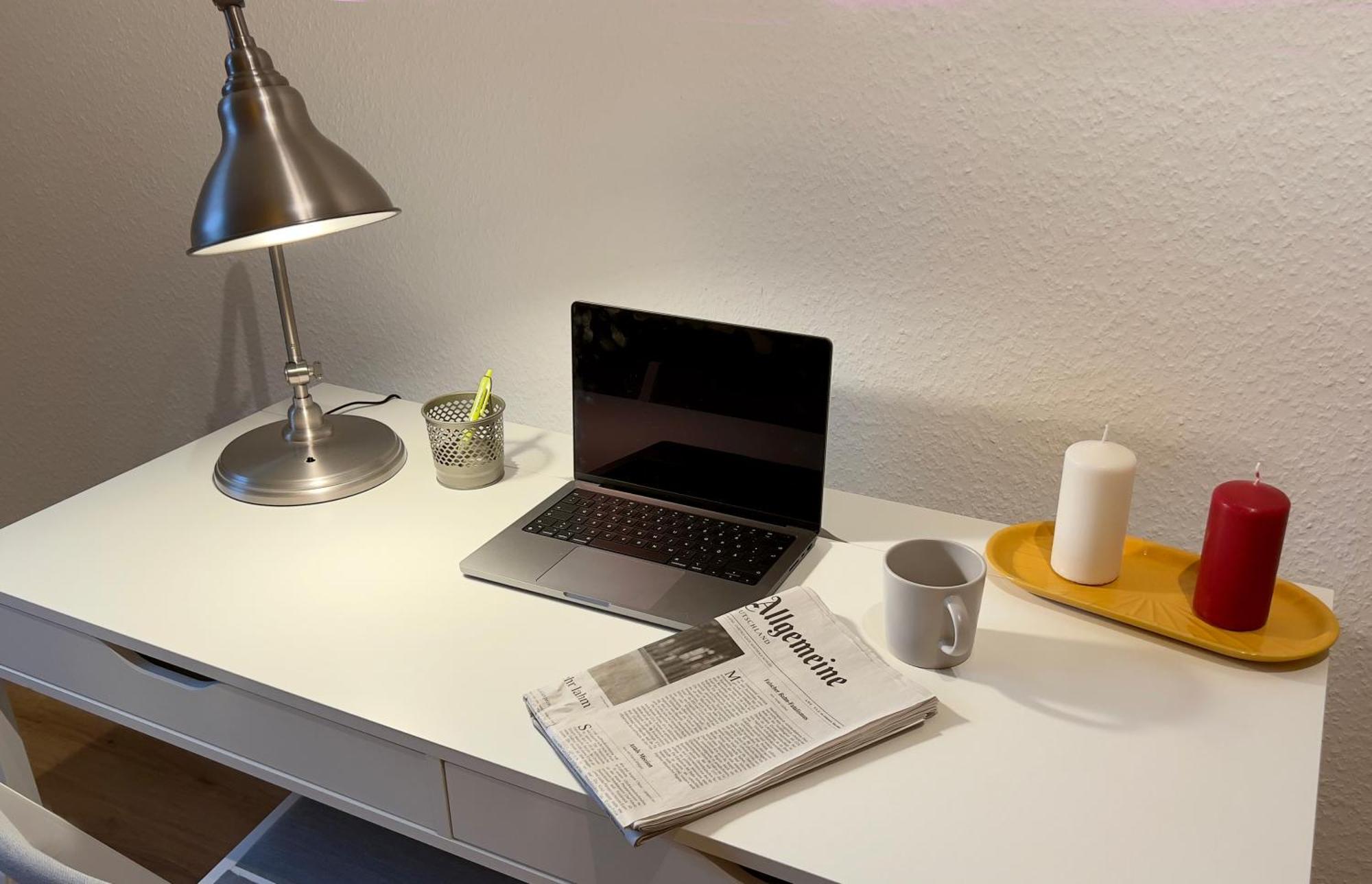 ドゥイスブルグBig Flat With Fresh Renovation, Free Parking, Sonyps, Netflixアパートメント エクステリア 写真