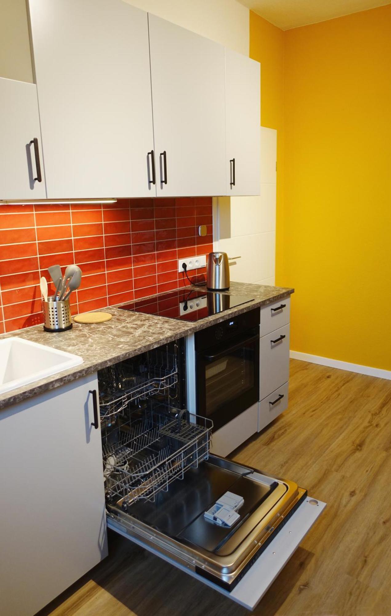 ドゥイスブルグBig Flat With Fresh Renovation, Free Parking, Sonyps, Netflixアパートメント エクステリア 写真